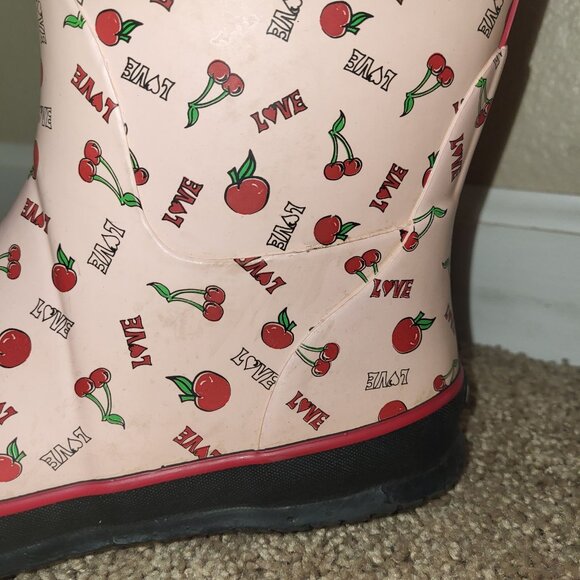 Bogs Youth K RNBT Cherry Love Pink Red Waterproof Pull-On Rubber Boots Size 4 - Picture 13 of 16